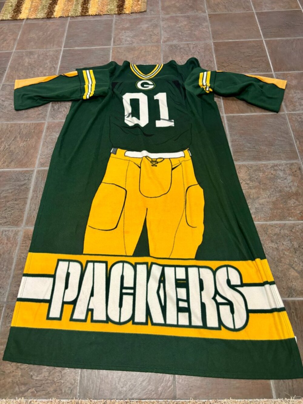 ~~Green Bay Packers NFL Snuggie Wearable Fleece Blanket Northwest Adult OS...68" - Picture 2 of 5